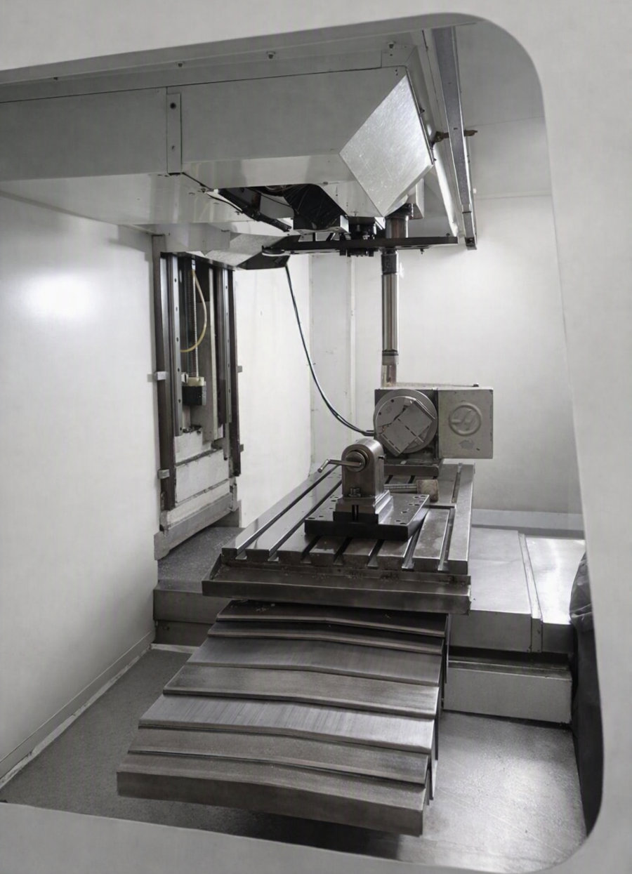 Máquina herramienta en taller para la fabricación y recuperación de piezas